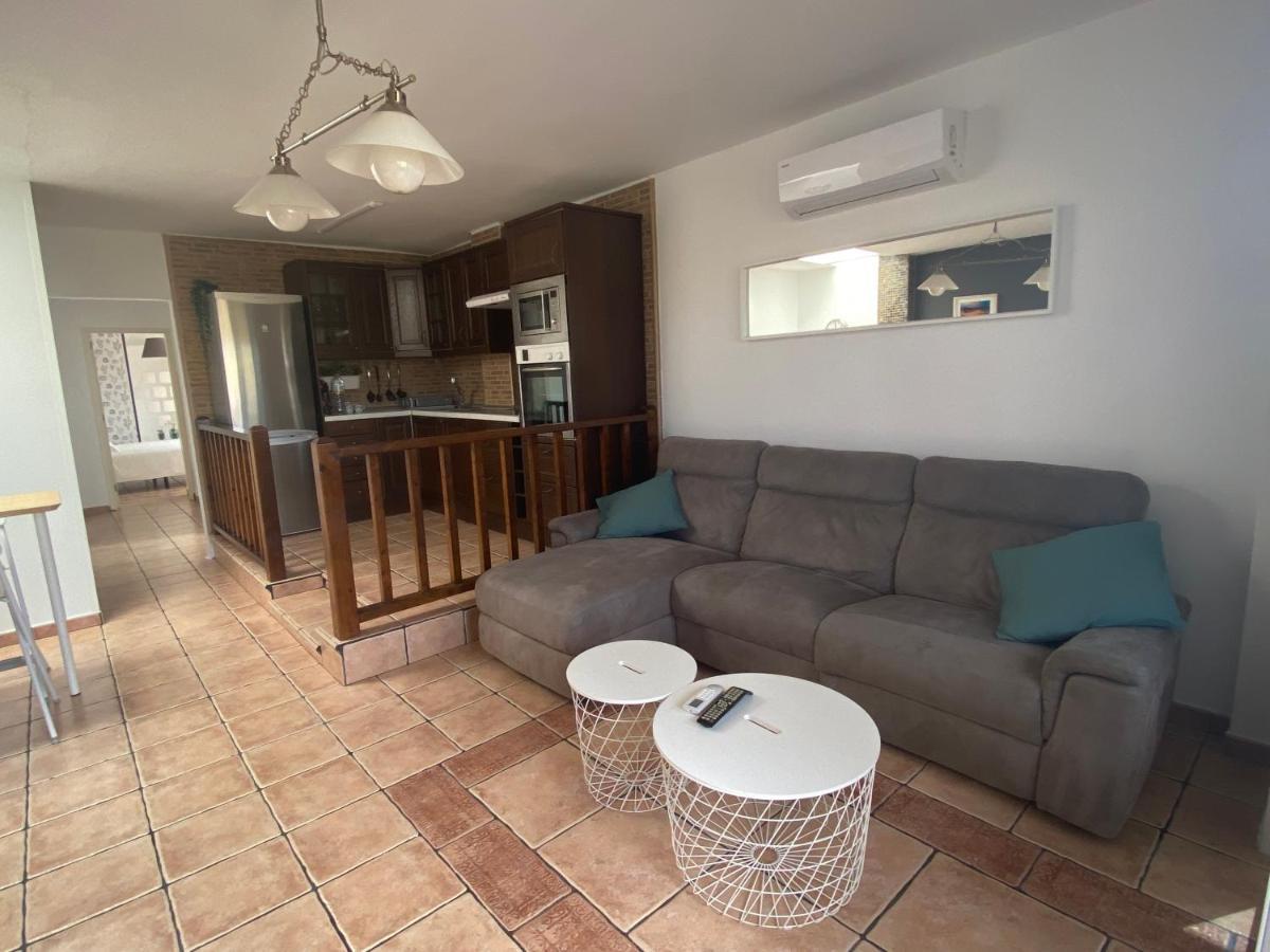 Apartamento Niar Apartment Плая Онда Екстериор снимка