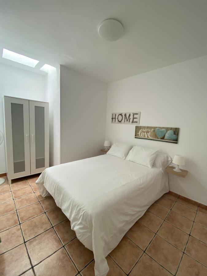 Apartamento Niar Apartment Плая Онда Екстериор снимка