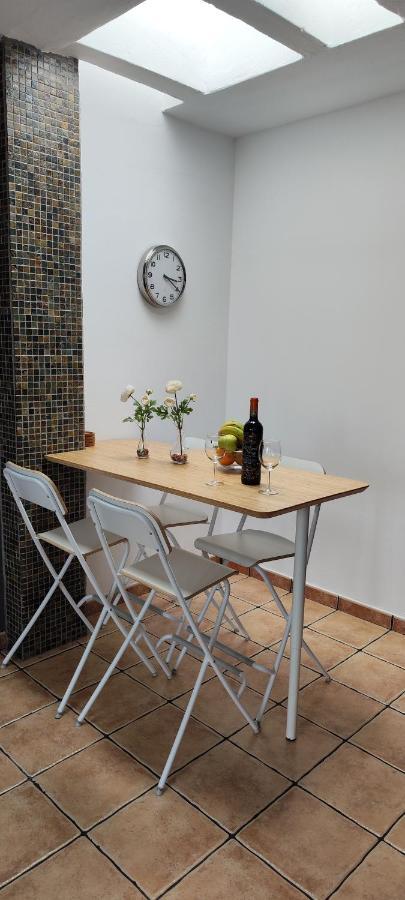 Apartamento Niar Apartment Плая Онда Екстериор снимка