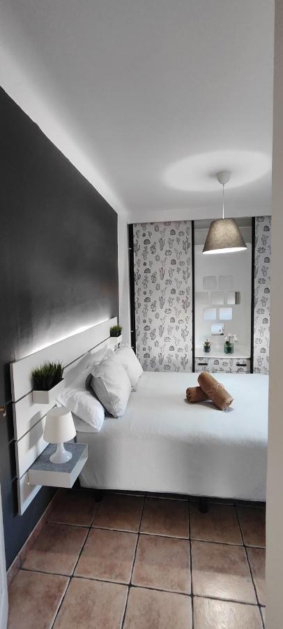 Apartamento Niar Apartment Плая Онда Екстериор снимка