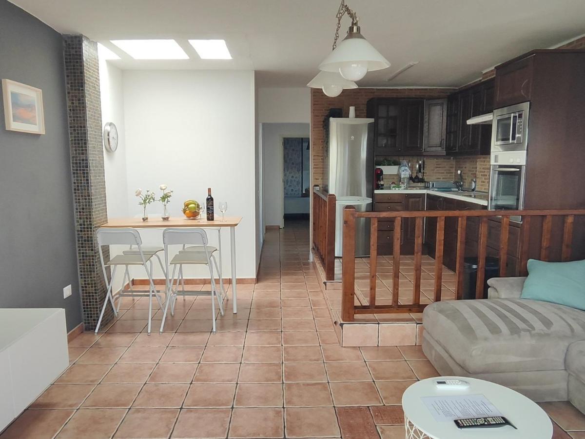 Apartamento Niar Apartment Плая Онда Екстериор снимка