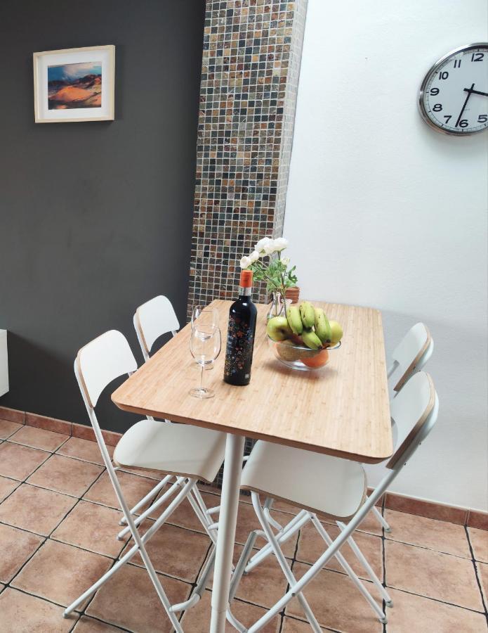 Apartamento Niar Apartment Плая Онда Екстериор снимка